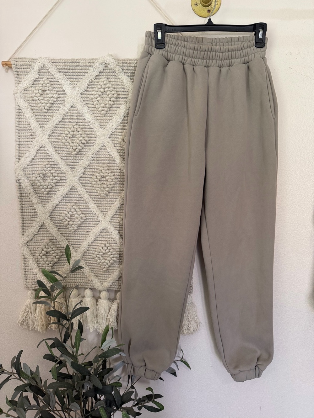 COMFRT Women's Casual Sweatpants - Picture 2 of 7